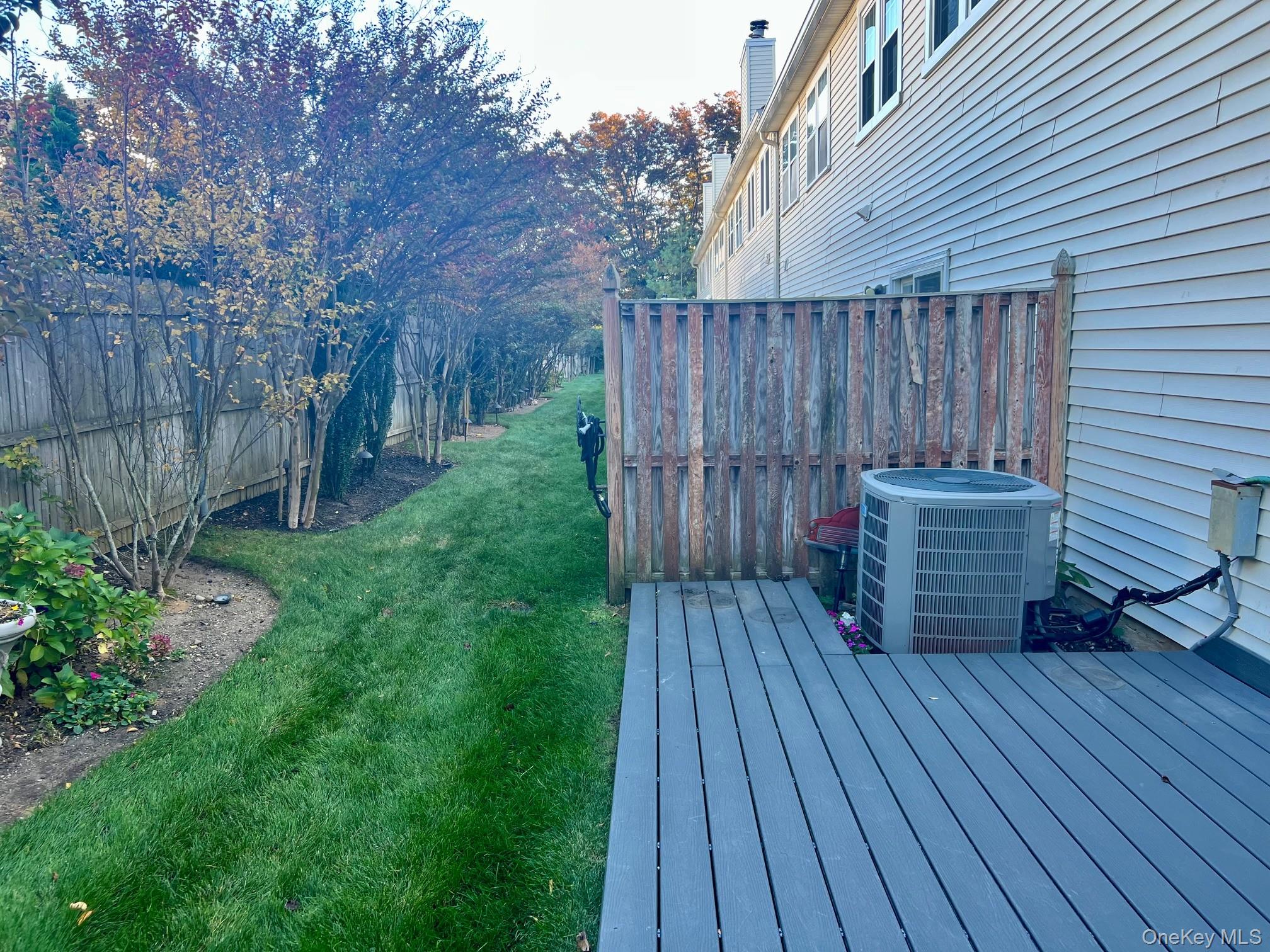 #6 photo, 28 Stratford Circle, ナッソー郡 Farmingdale , NY 11735