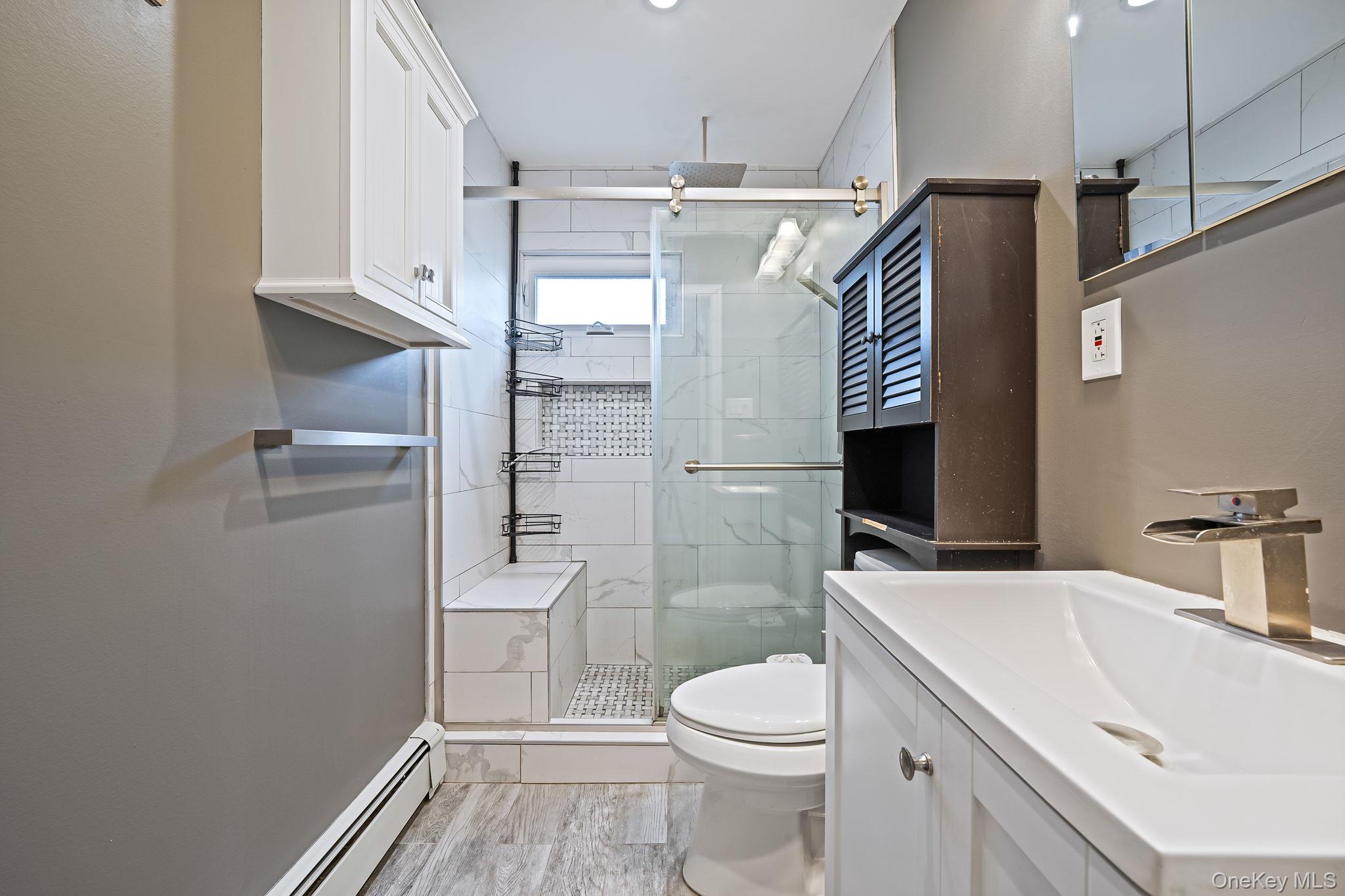 #11 photo, 89 Tanners Lane, ナッソー郡 Levittown , NY 11756