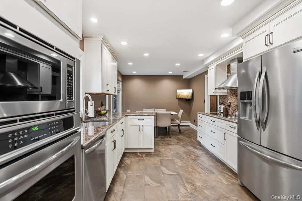 #11 photo, 3 Aron Drive, ナッソー郡 Woodbury , NY 11797