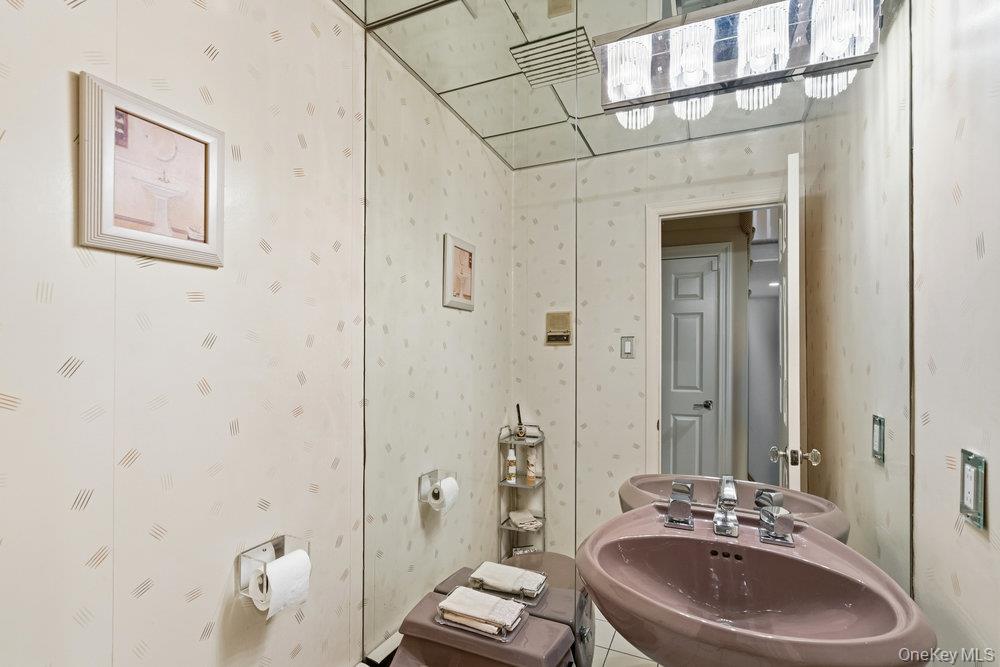 #19 photo, 3 Aron Drive, ナッソー郡 Woodbury , NY 11797