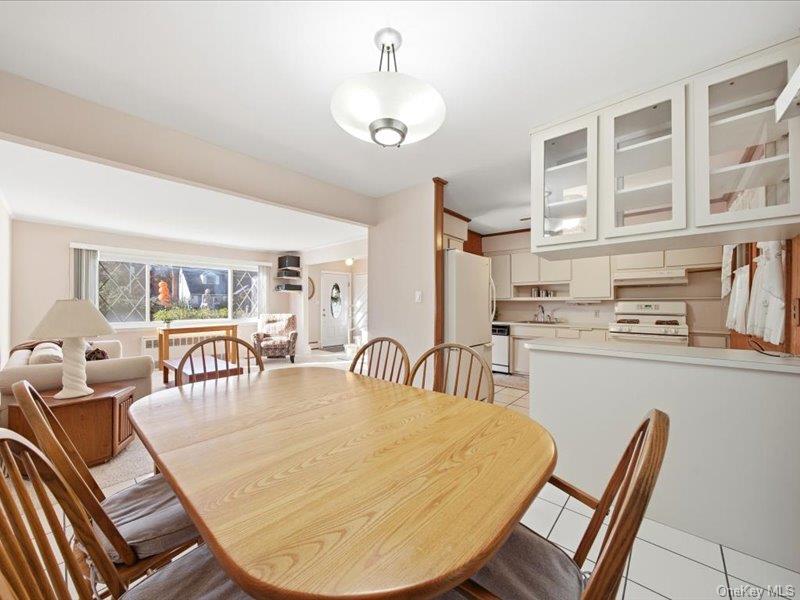 #12 photo, 79 Beecher Road, North Babylon , NY 11703