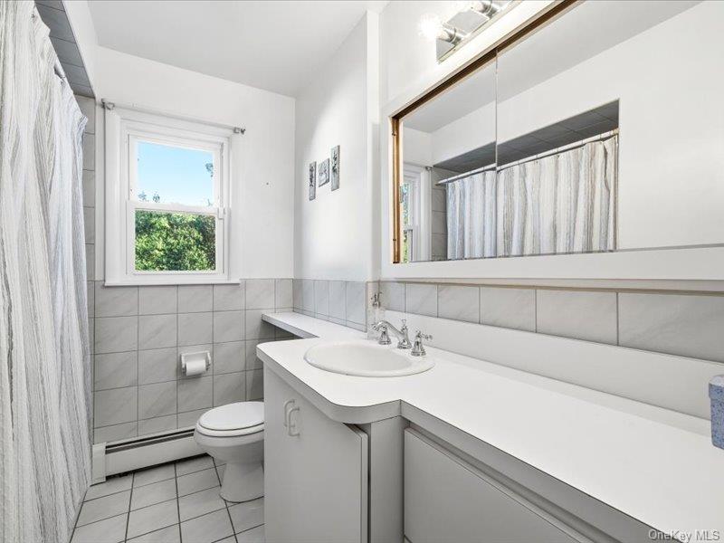 #17 photo, 79 Beecher Road, North Babylon , NY 11703