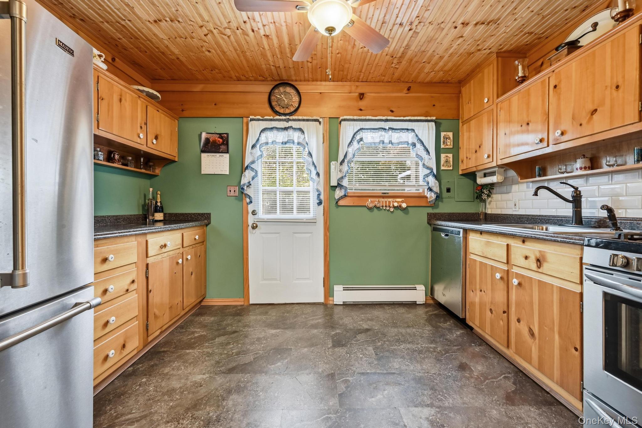 #5 photo, 757 Belmore Avenue, Islip Terrace , NY 11752