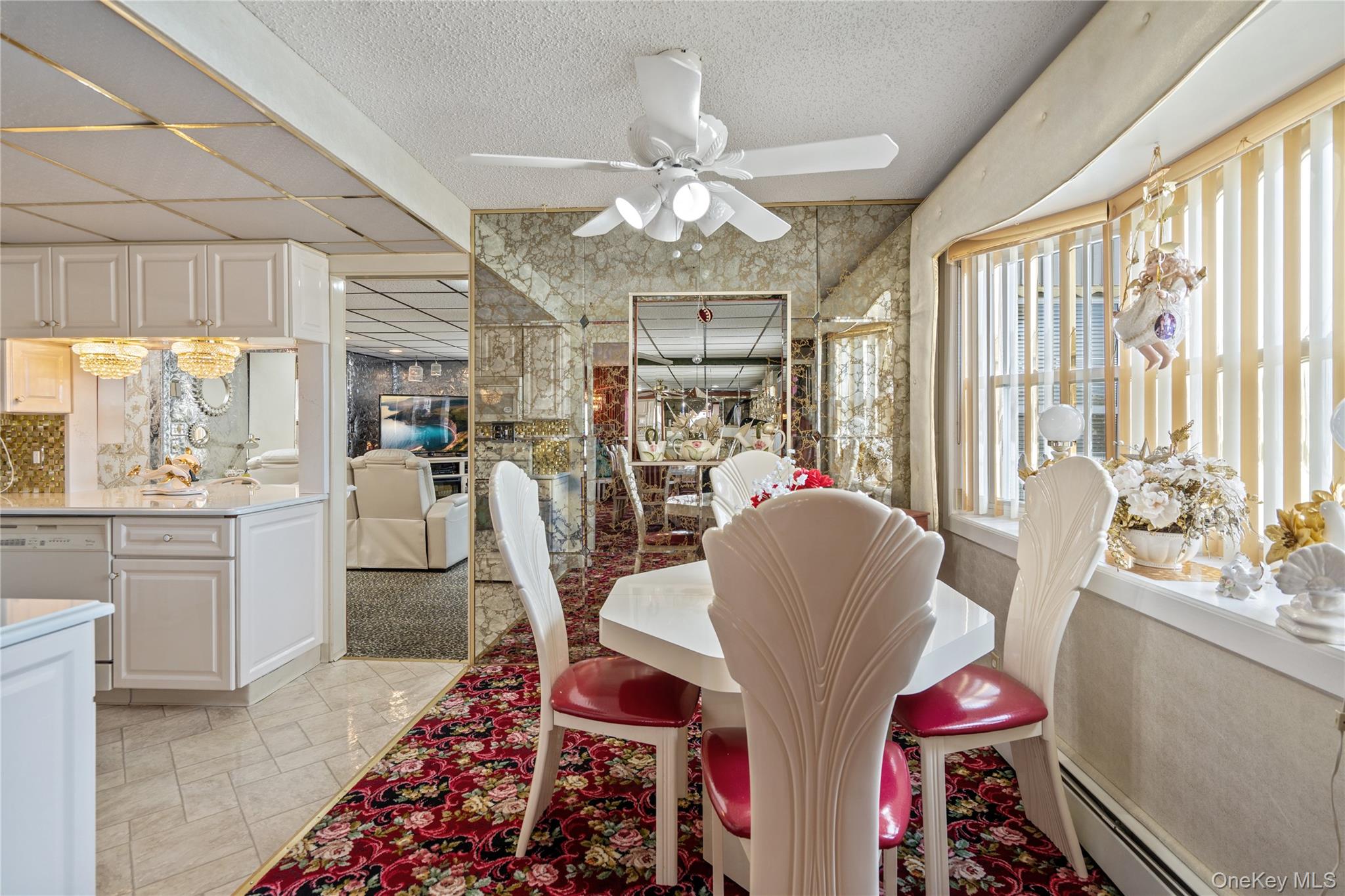 #11 photo, 697 N Fulton Avenue, Lindenhurst , NY 11757