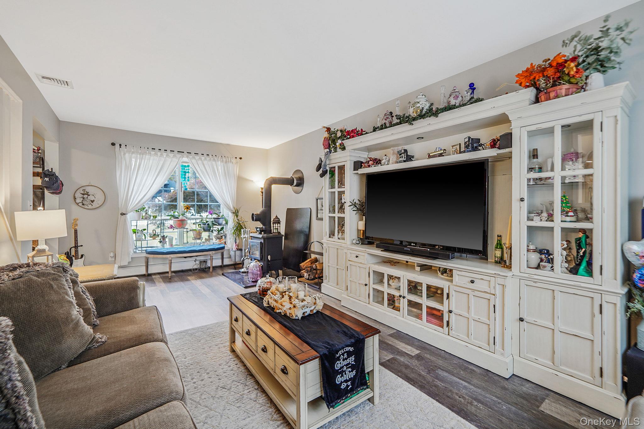 #6 photo, 444 Puritan Drive, Shirley , NY 11967