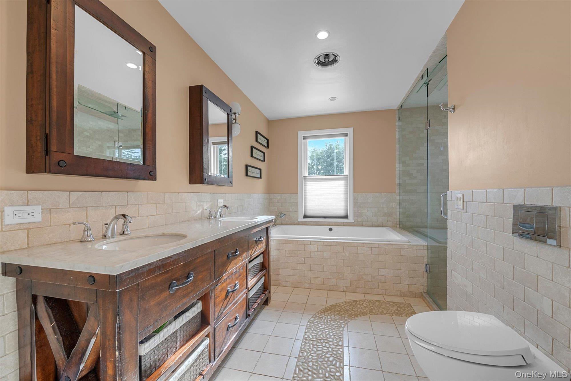 #10 photo, 57 Red Ground Road, ナッソー郡 East Hills , NY 11577