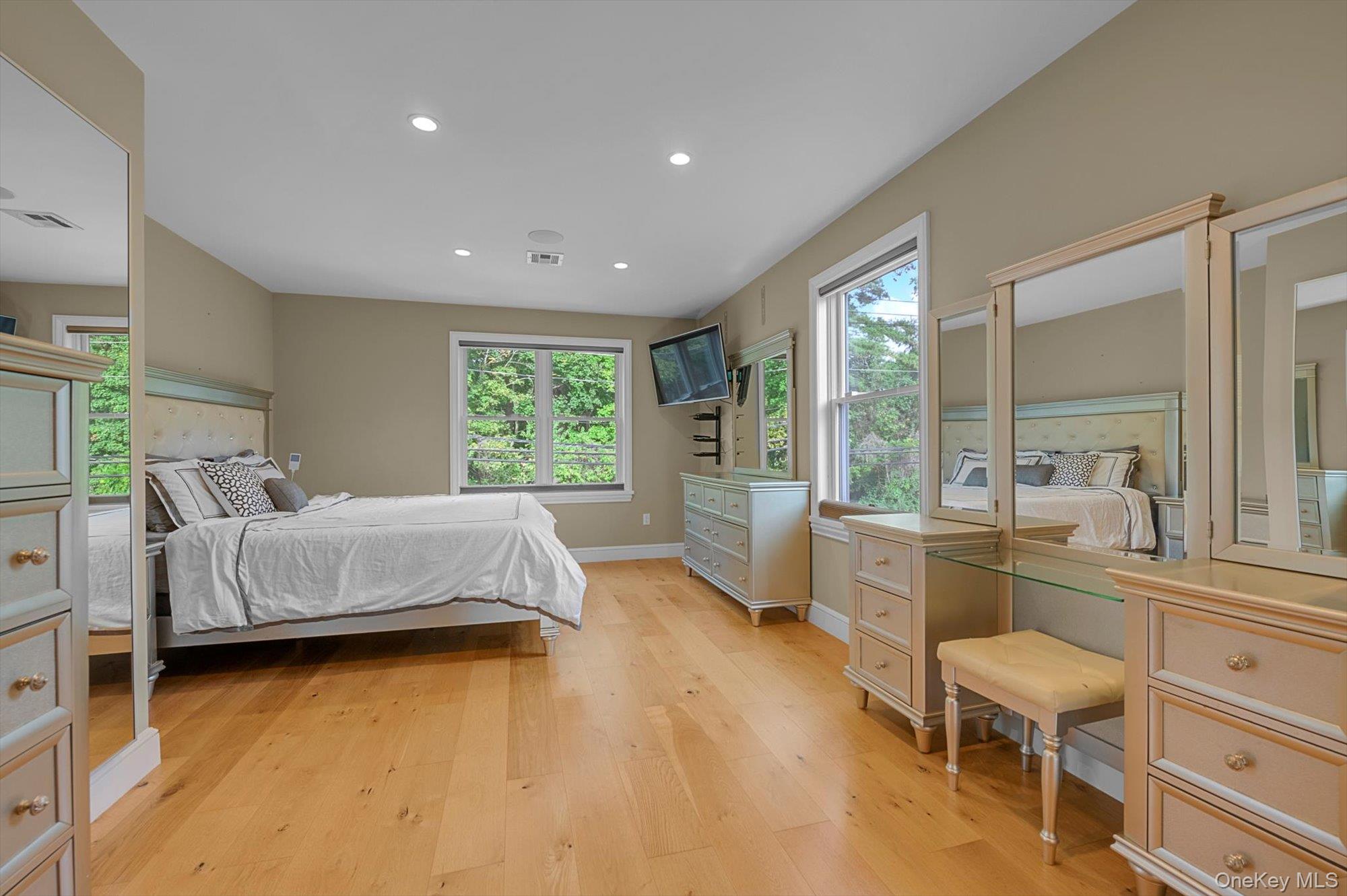 #9 photo, 57 Red Ground Road, ナッソー郡 East Hills , NY 11577