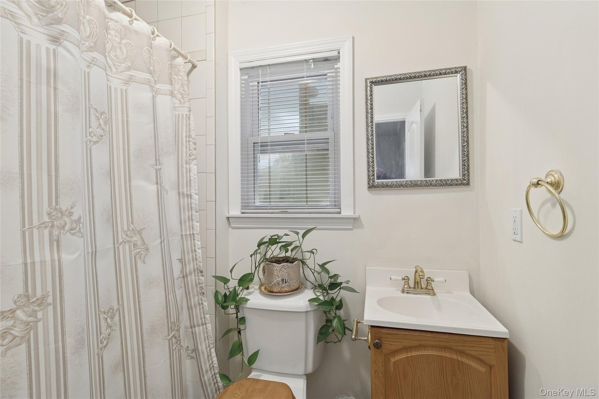 #17 photo, 215 Hallock Landing Road, Rocky Point , NY 11778