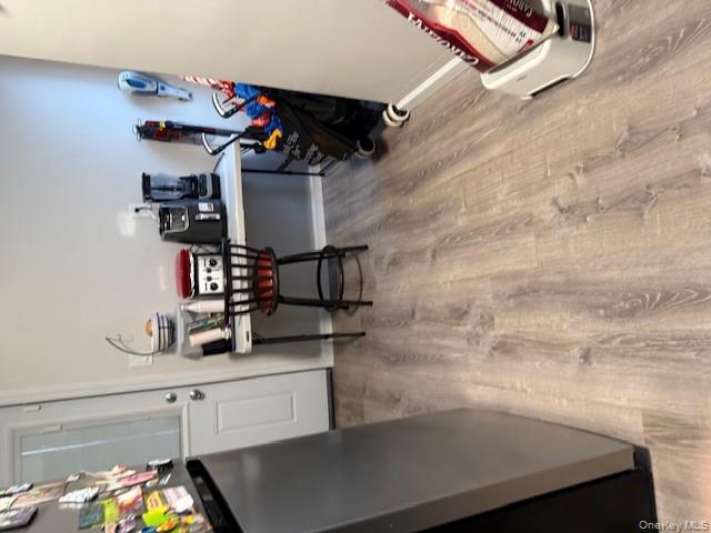 #7 photo, 679 E 241st Street, Bronx , NY 10470