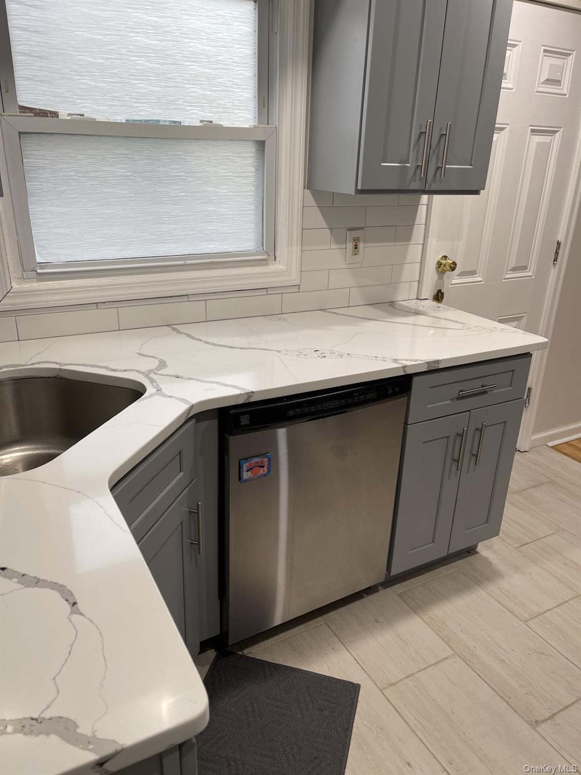 #7 photo, 278 Devonshire Drive, ナッソー郡 New Hyde Park , NY 11040