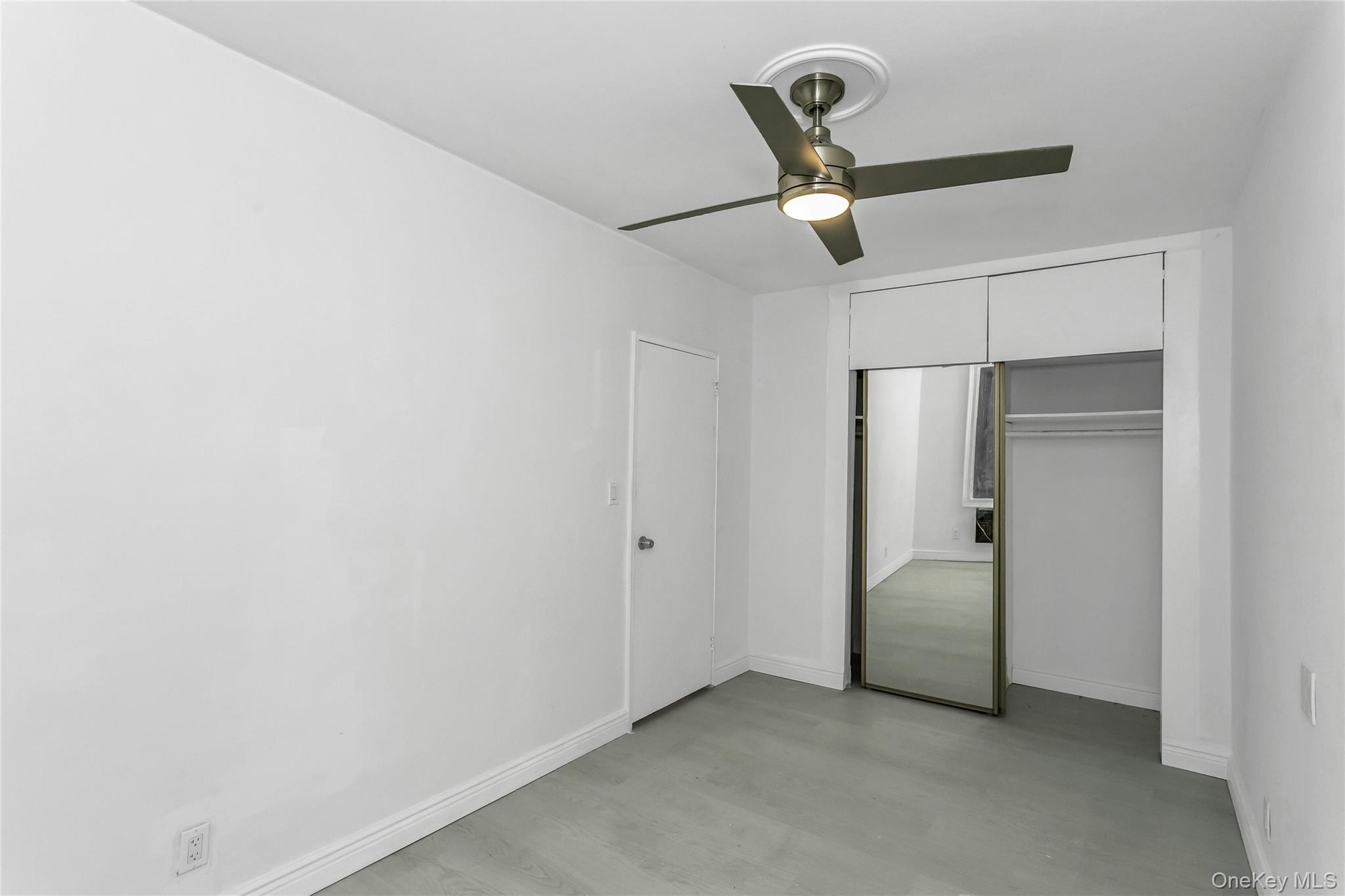 #20 photo, 15 Hill Park Ave Avenue, ナッソー郡 Great Neck , NY 11021