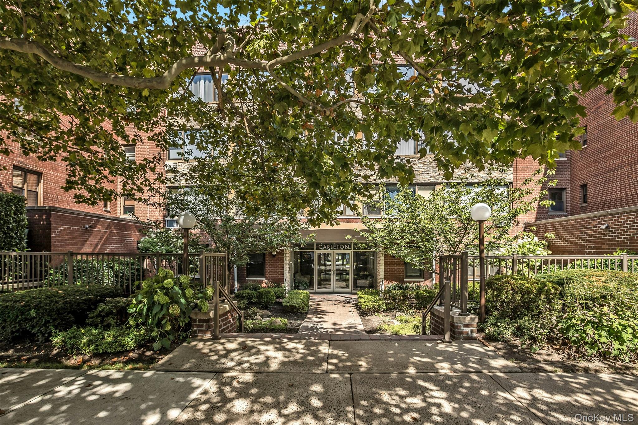 #4 photo, 15 Hill Park Ave Avenue, ナッソー郡 Great Neck , NY 11021