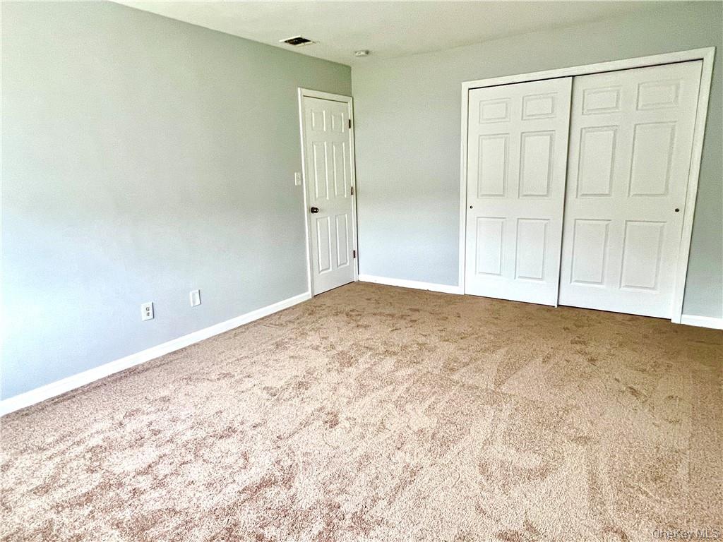 #18 photo, 51 Woodlake Drive, Middletown , NY 10940