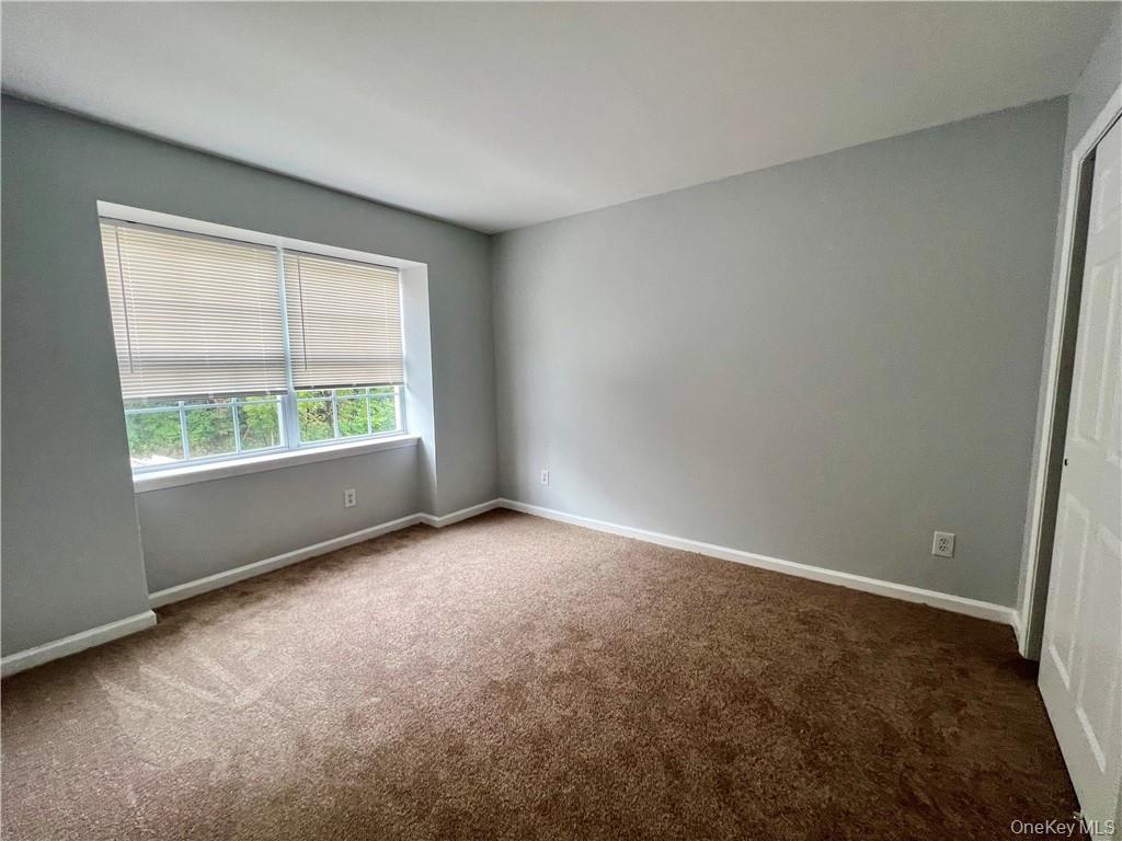 #19 photo, 51 Woodlake Drive, Middletown , NY 10940