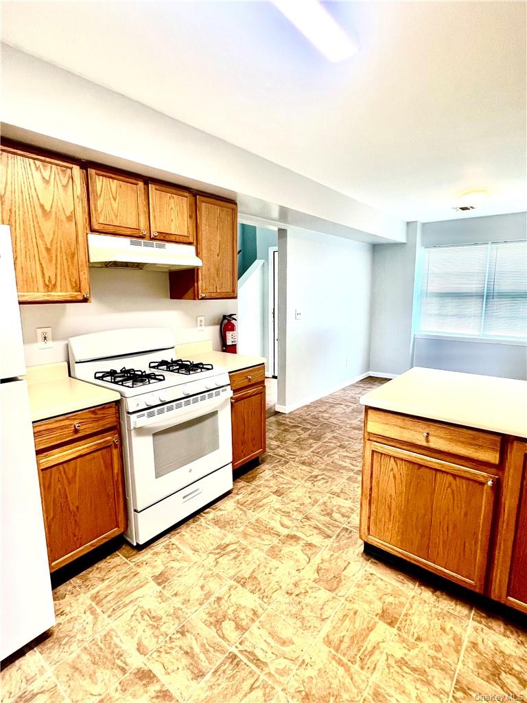 #5 photo, 51 Woodlake Drive, Middletown , NY 10940