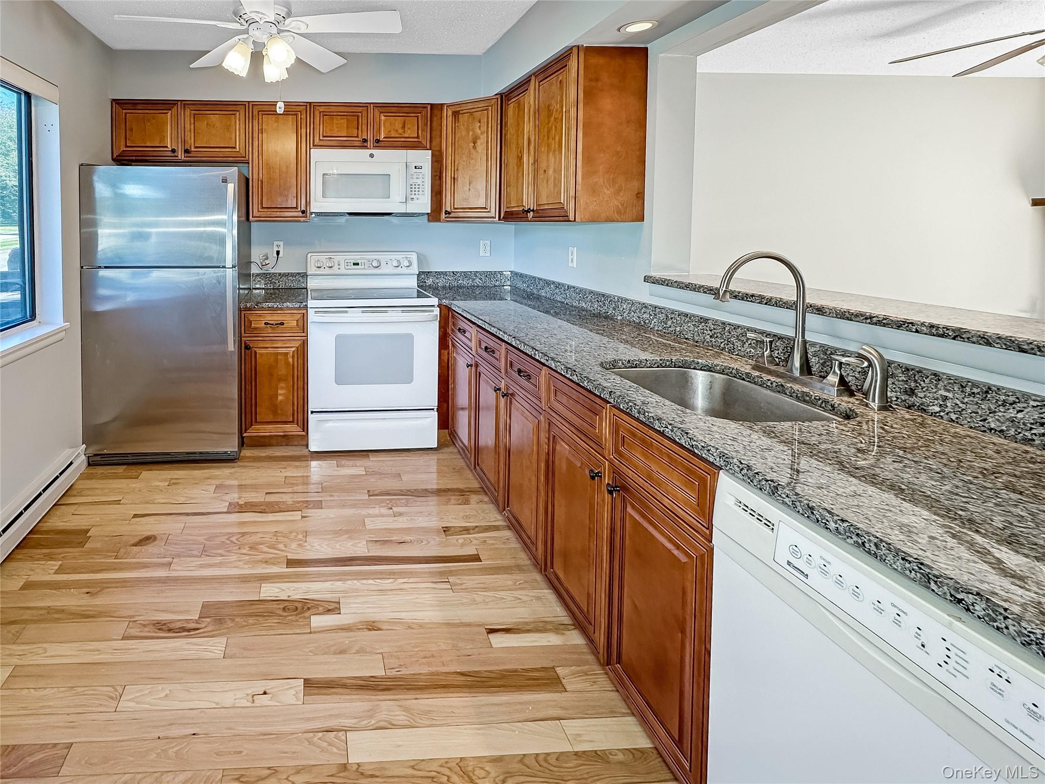 #2 photo, 1206 Chelsea Cove, Hopewell Junction , NY 12533