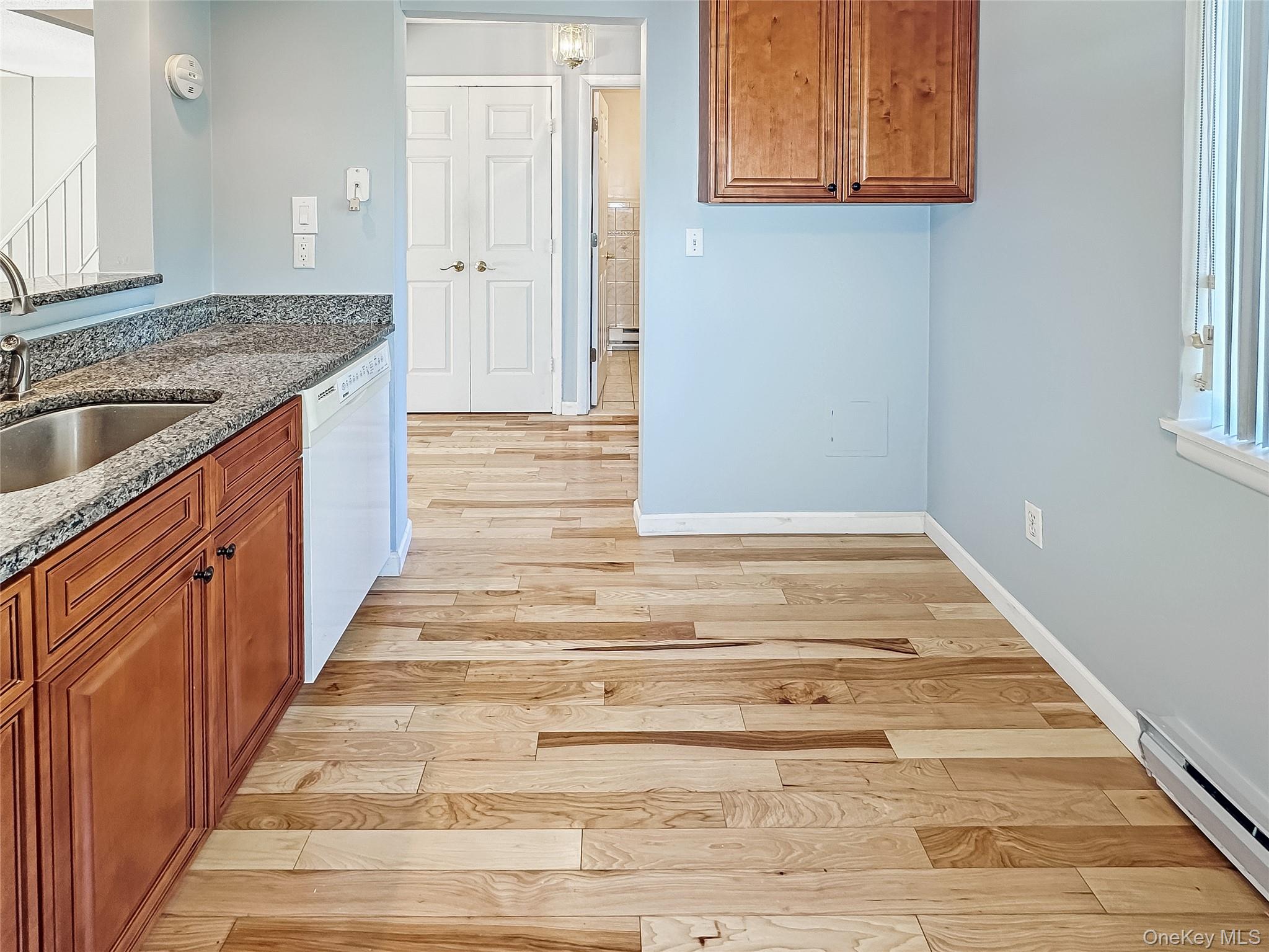 #4 photo, 1206 Chelsea Cove, Hopewell Junction , NY 12533