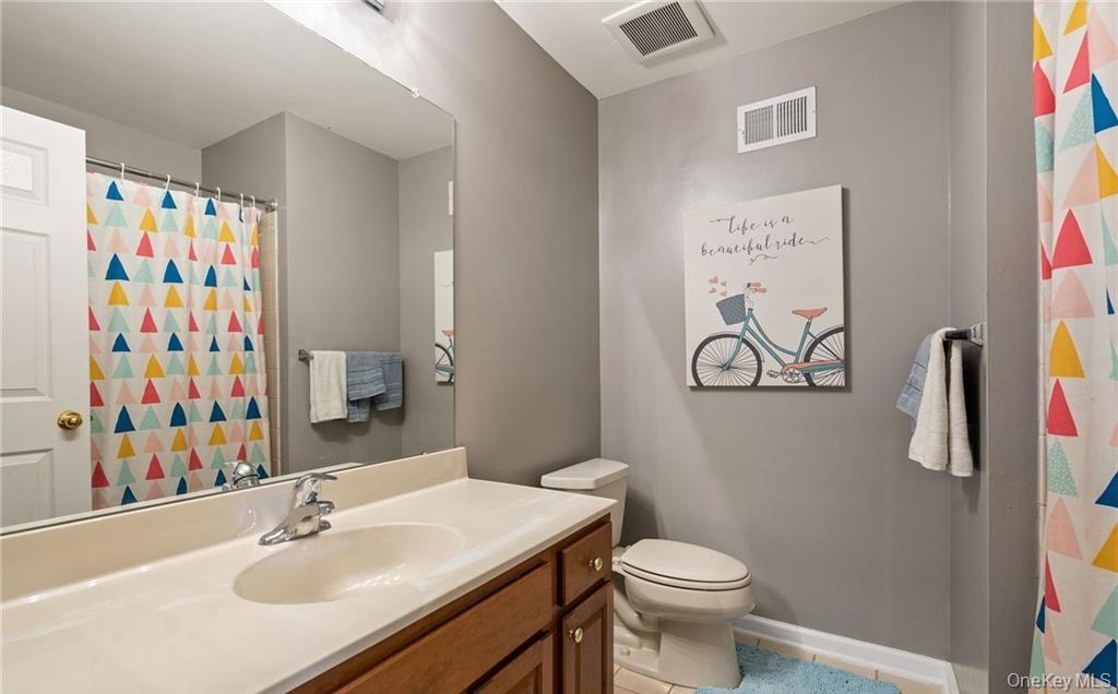 #19 photo, 5 Case Court, Monroe , NY 10950