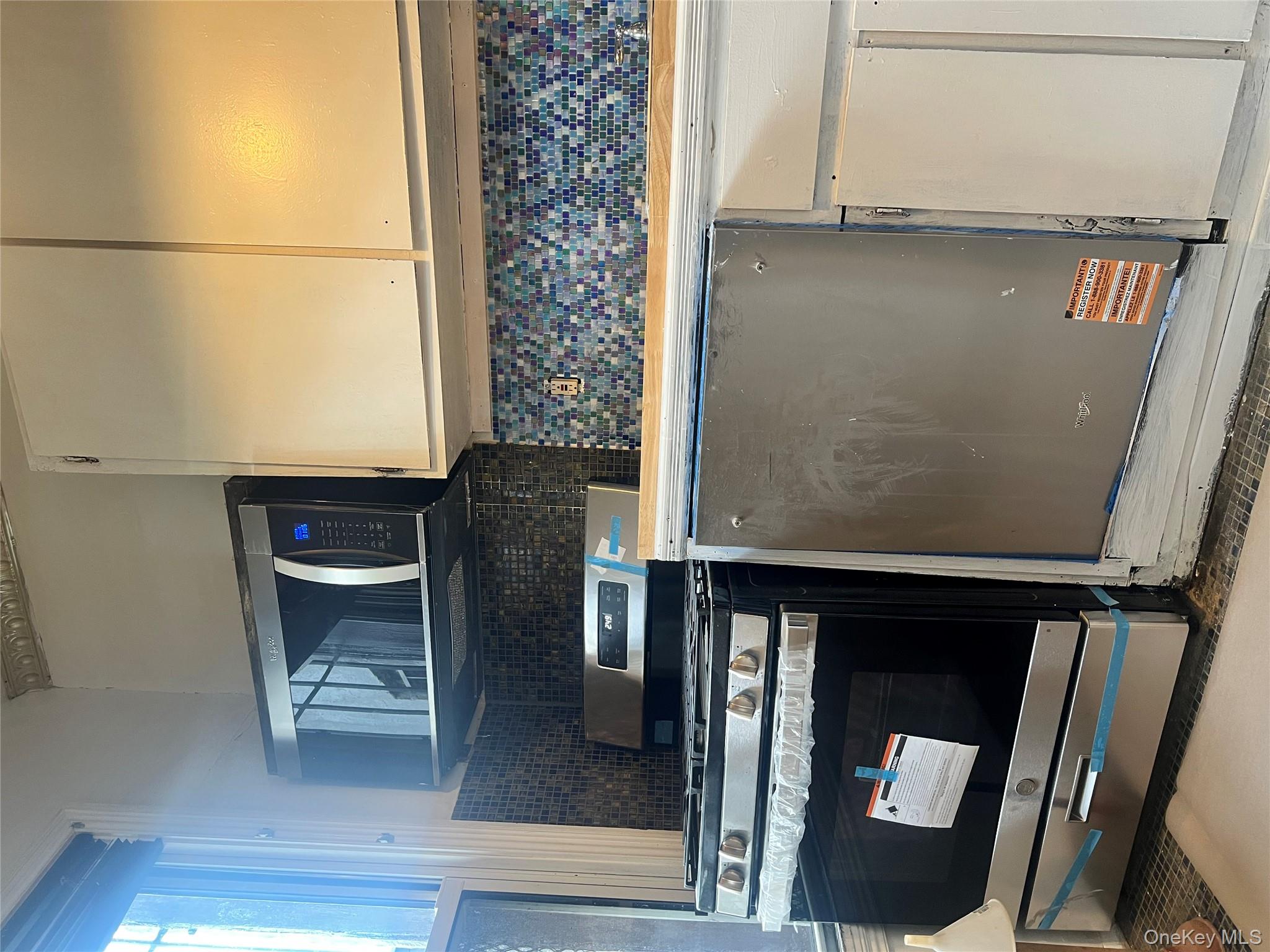 #2 photo, 102 Kingston Avenue, ブルックリン区 Brooklyn , NY 11213