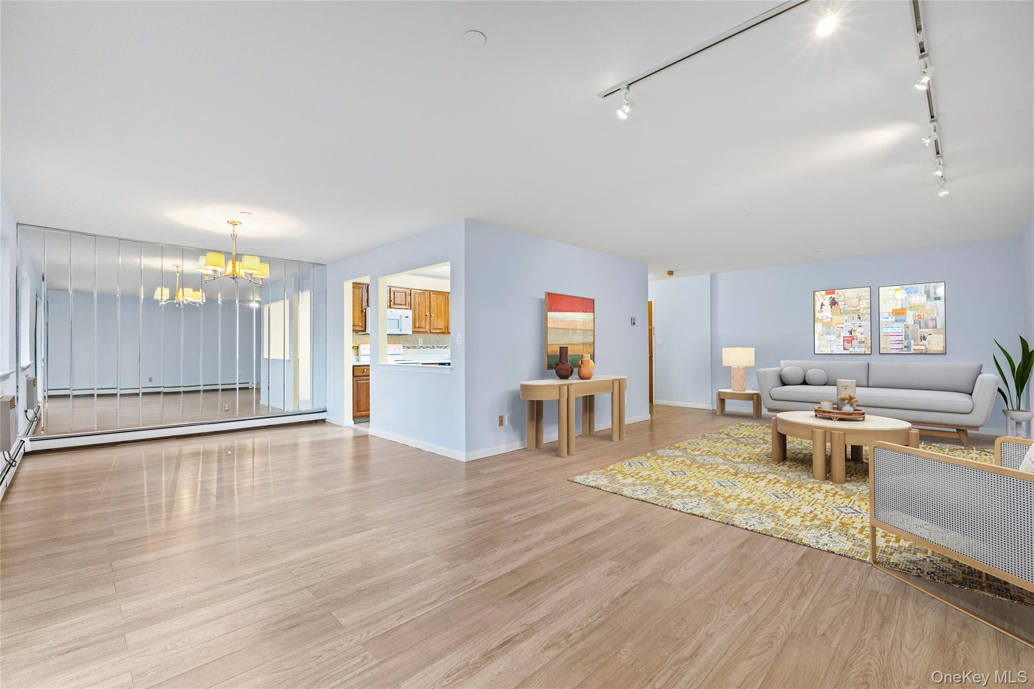 #4 photo, 508 Central Park Avenue, Scarsdale , NY 10583