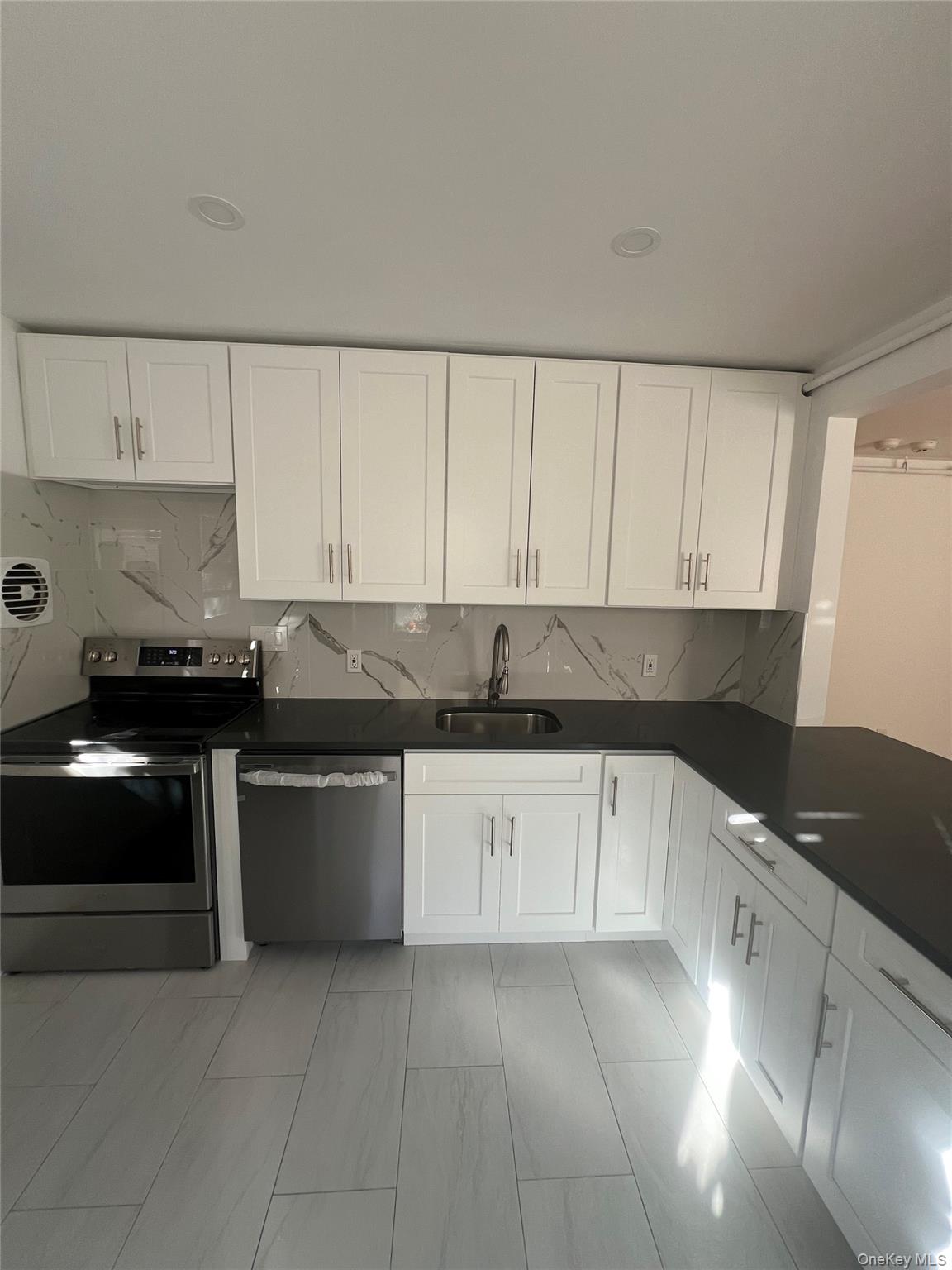 #1 photo, 47 Washington Avenue, White Plains , NY 10603