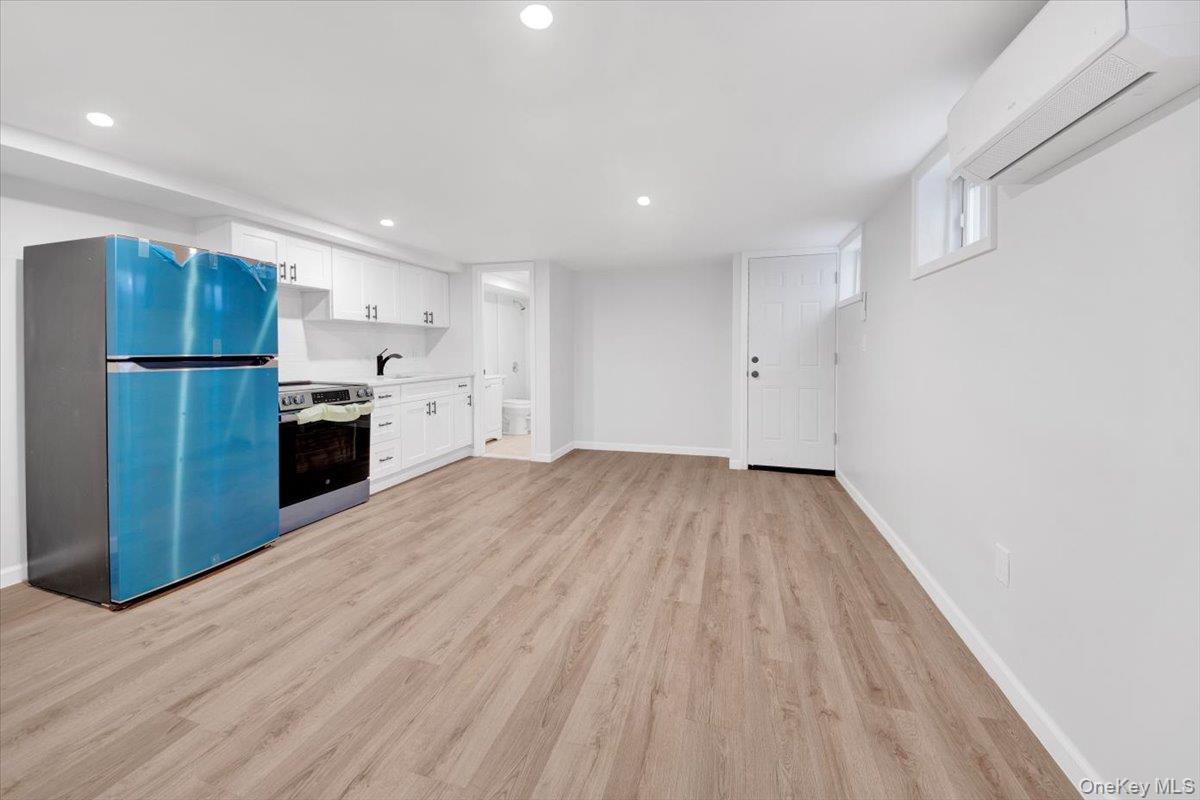 #12 photo, 3232 Fenton Avenue, ブロンクス区 Bronx , NY 10469