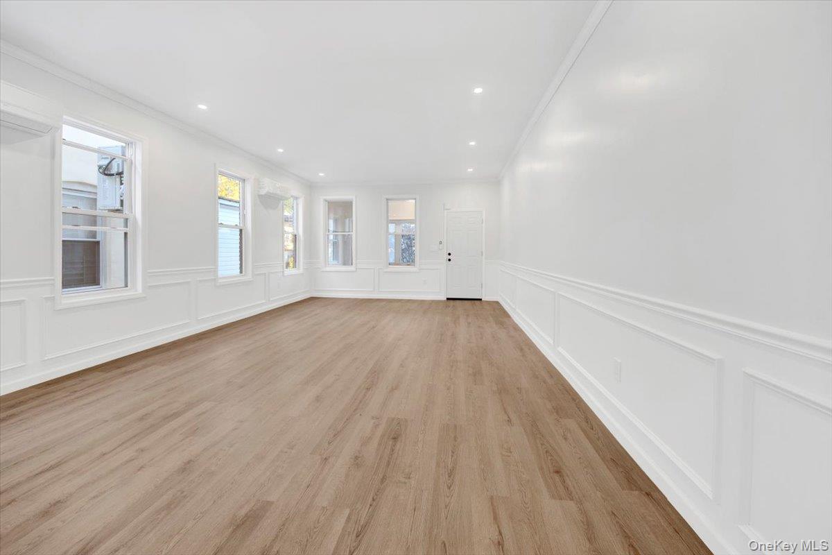 #13 photo, 3232 Fenton Avenue, ブロンクス区 Bronx , NY 10469