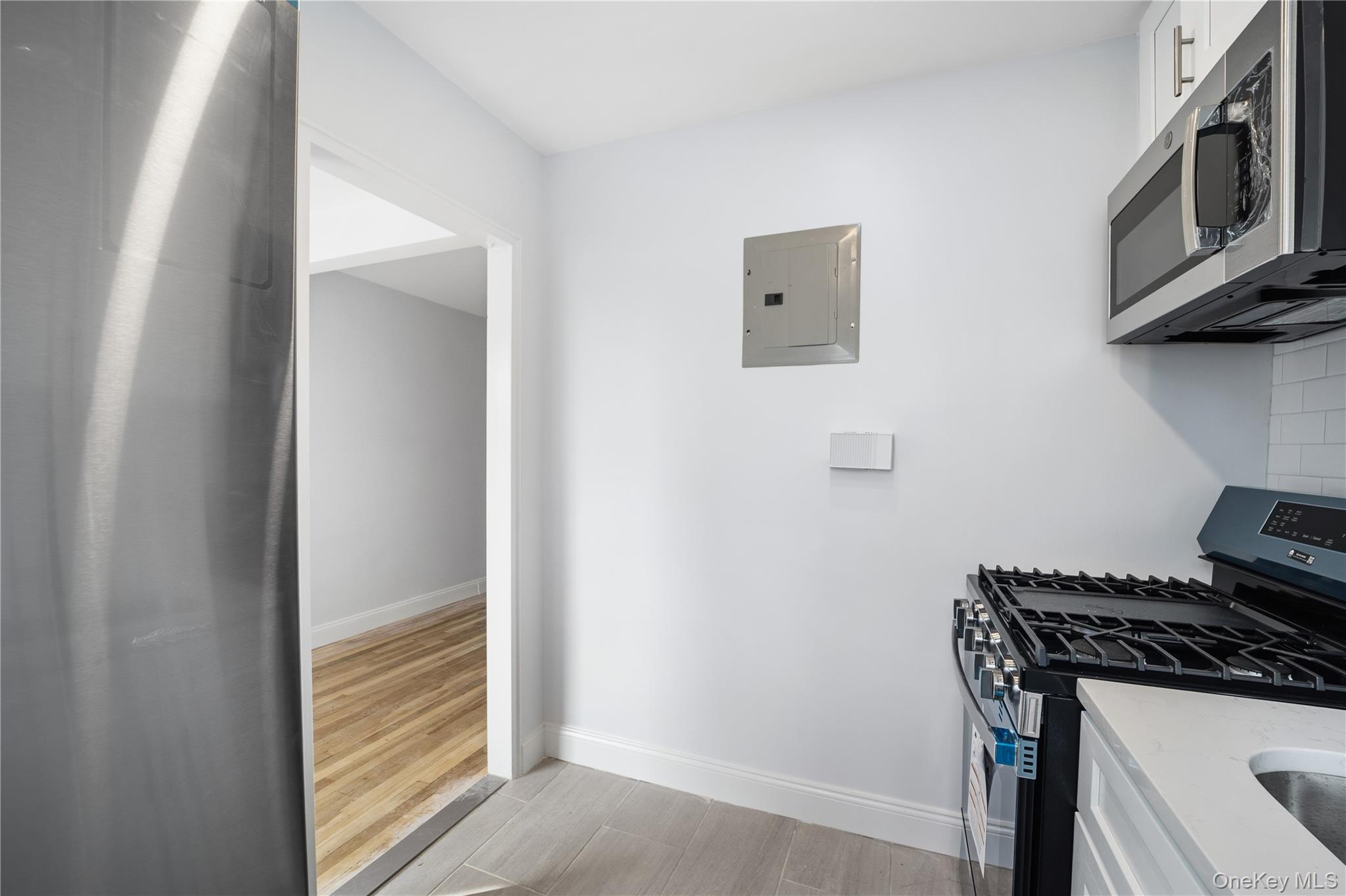 #11 photo, 228-08 Stronghurst Avenue, Queens Village , NY 11427