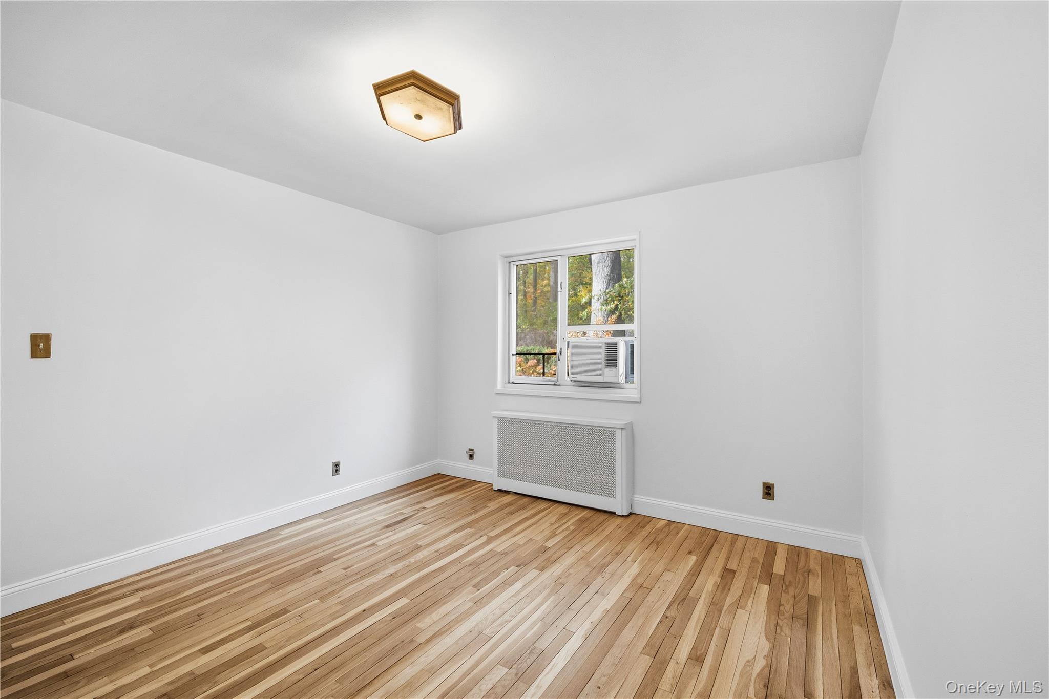 #14 photo, 228-08 Stronghurst Avenue, Queens Village , NY 11427