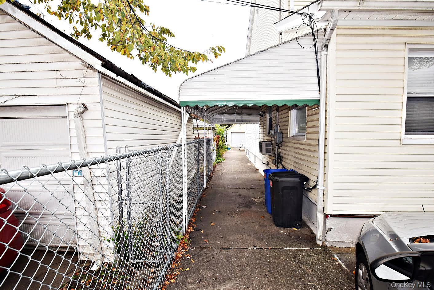 #11 photo, 16414 81st Avenue, クイーンズ区 Jamaica Estates , NY 11432