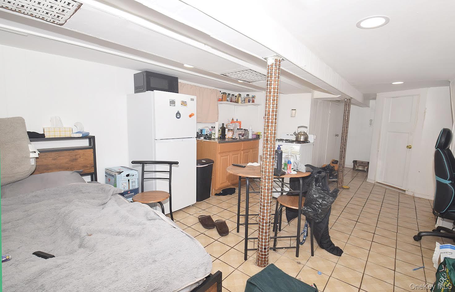 #5 photo, 16414 81st Avenue, クイーンズ区 Jamaica Estates , NY 11432