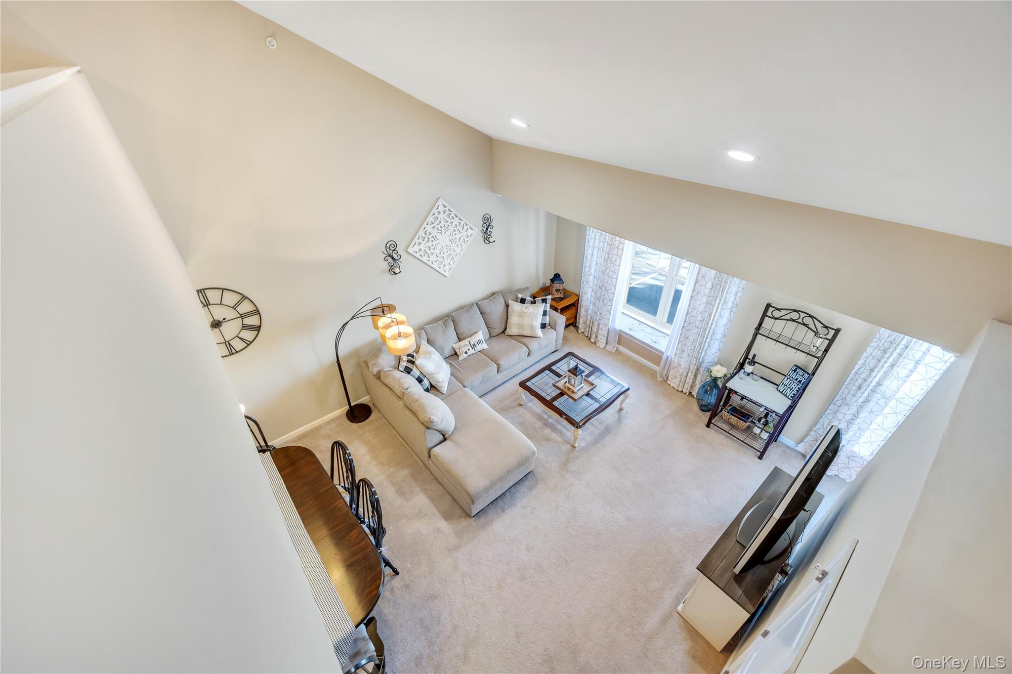 #5 photo, 100 Weatherby Lane, サフォーク郡 Central Islip , NY 11722