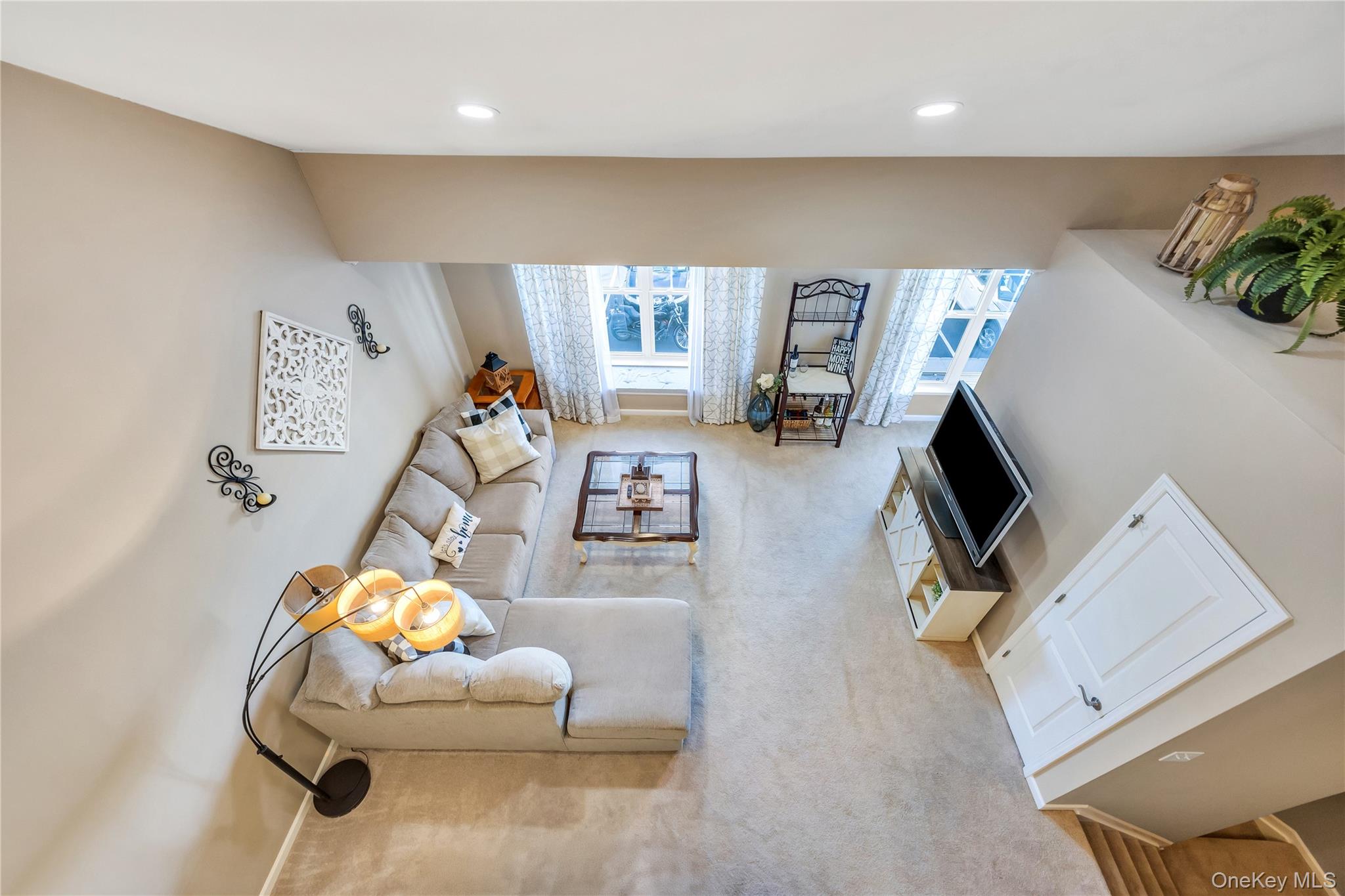 #6 photo, 100 Weatherby Lane, サフォーク郡 Central Islip , NY 11722