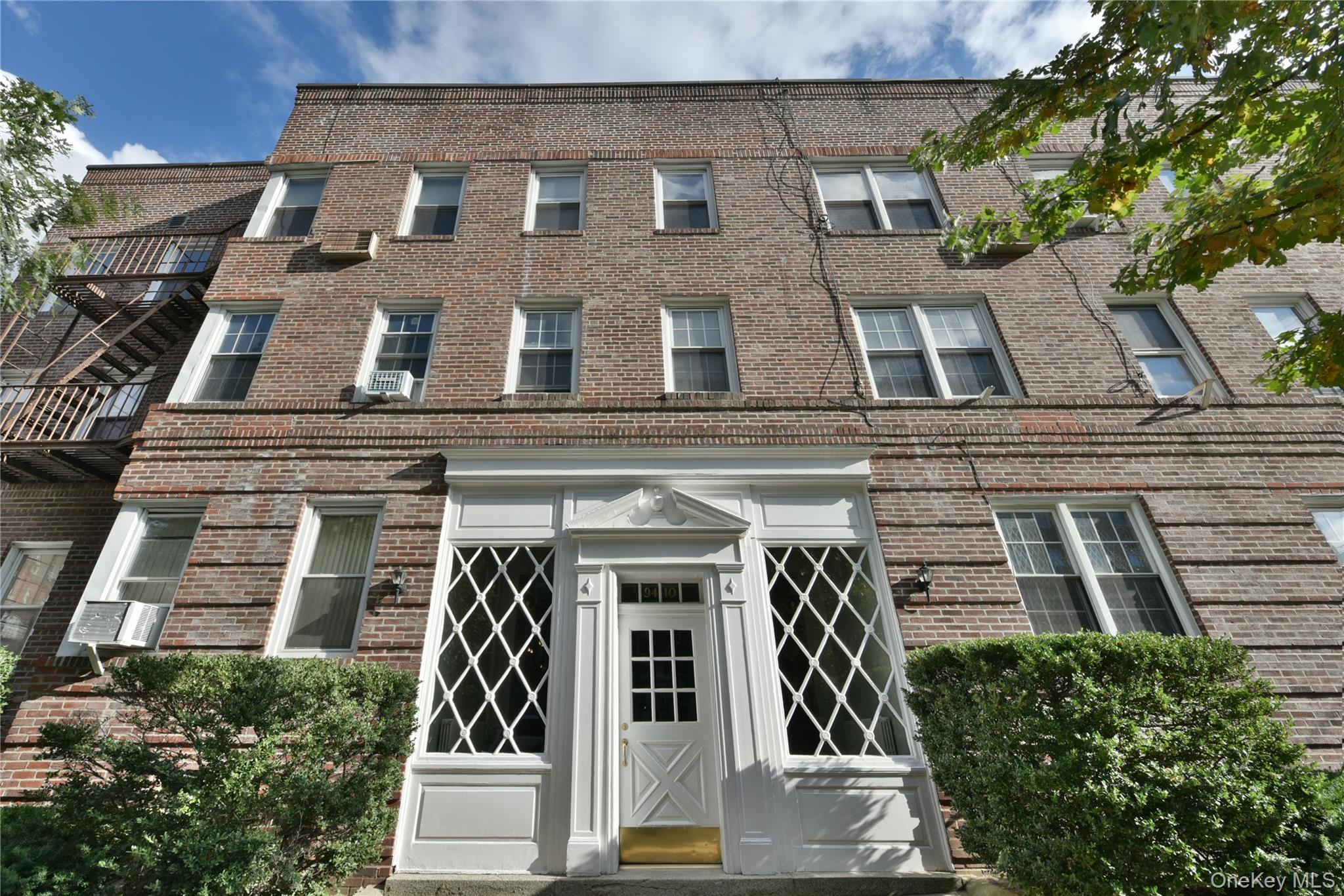 #13 photo, 94-10 64th Road, クイーンズ区 Rego Park , NY 11374