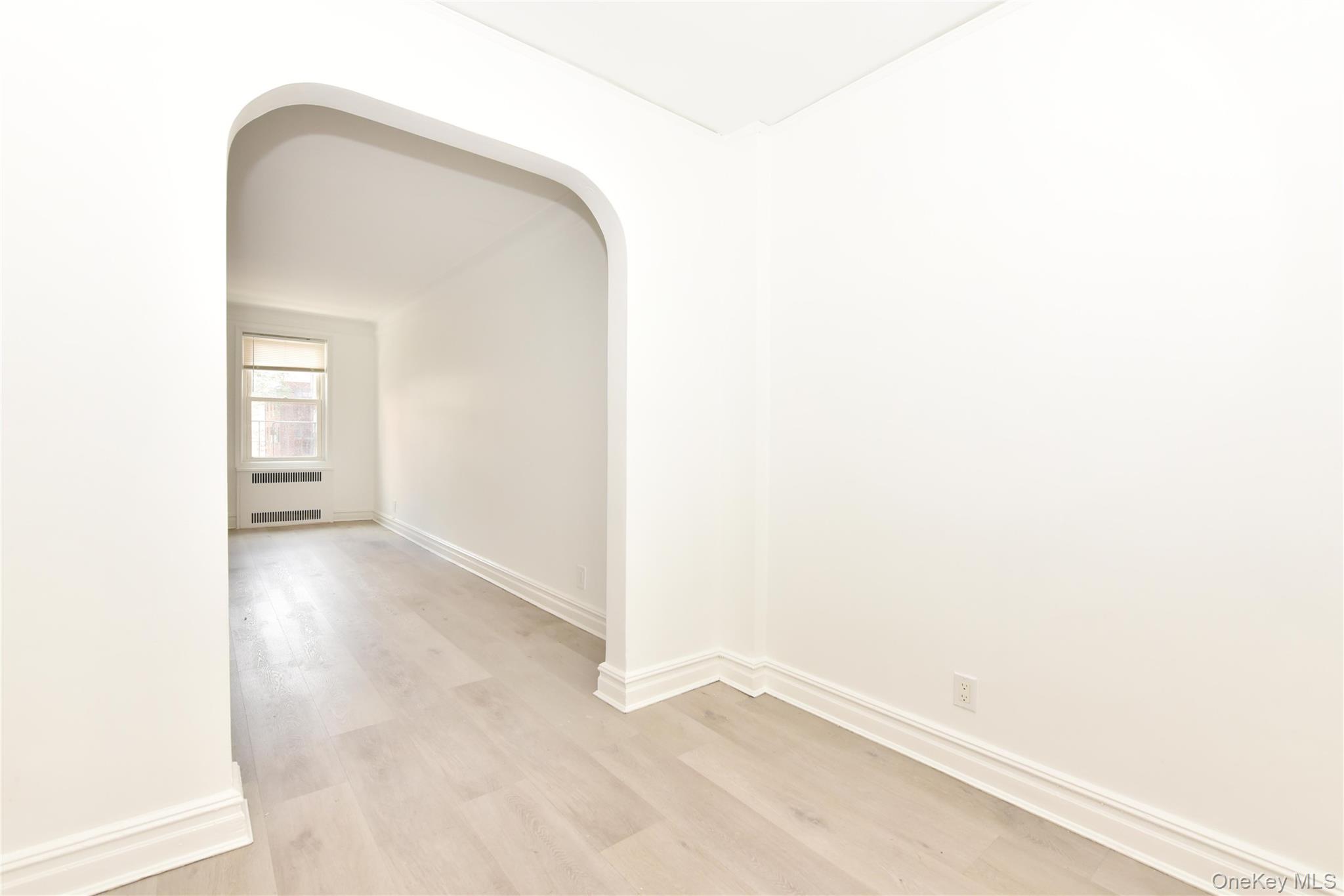 #4 photo, 94-10 64th Road, クイーンズ区 Rego Park , NY 11374