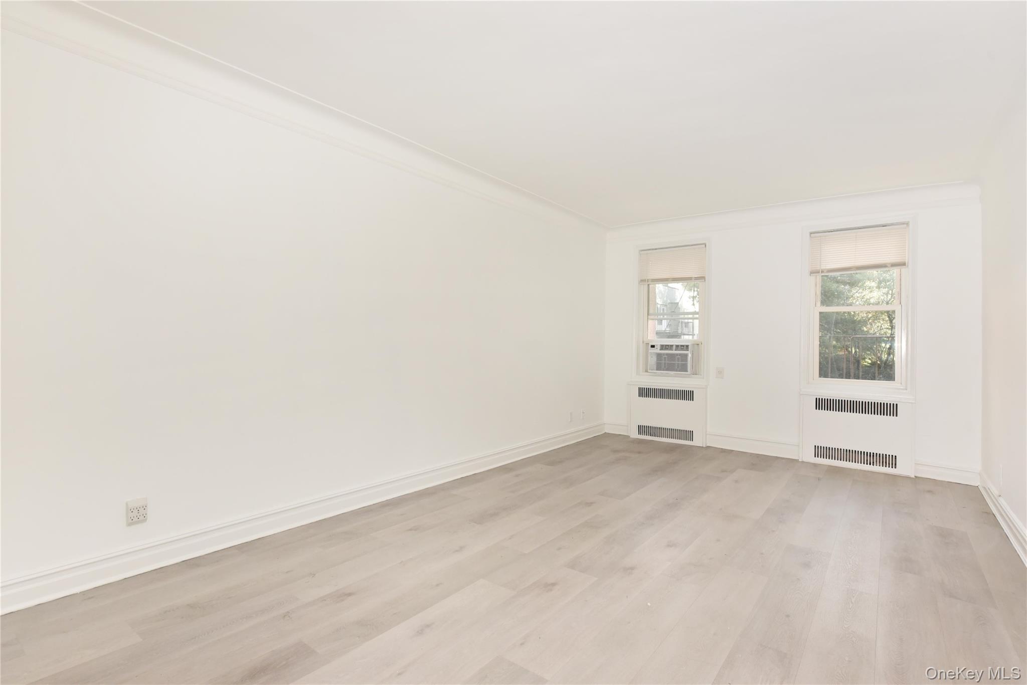 #5 photo, 94-10 64th Road, クイーンズ区 Rego Park , NY 11374