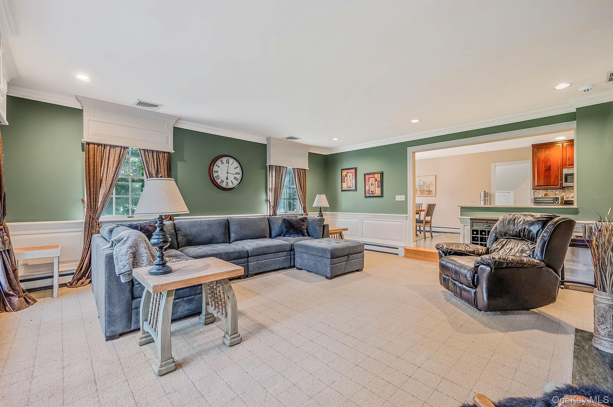 #10 photo, 15 Riviera Court, Great River , NY 11739