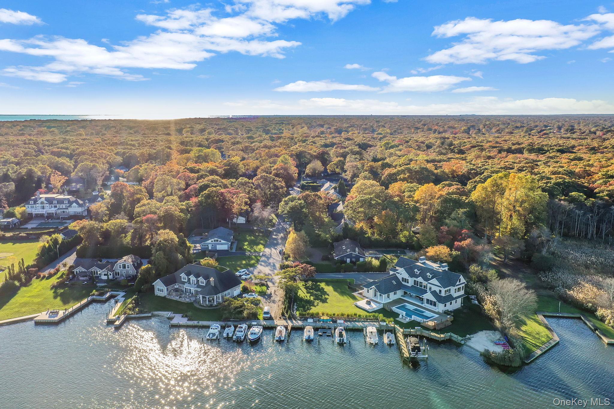 #5 photo, 15 Riviera Court, Great River , NY 11739