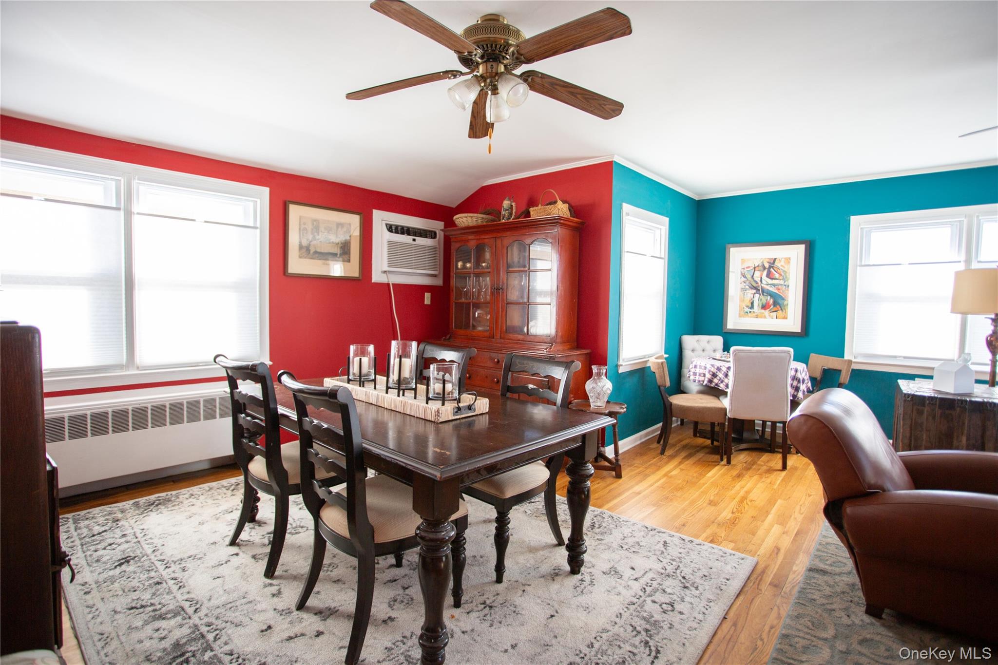 #2 photo, 274 W Walnut Street, ナッソー郡 Long Beach , NY 11561