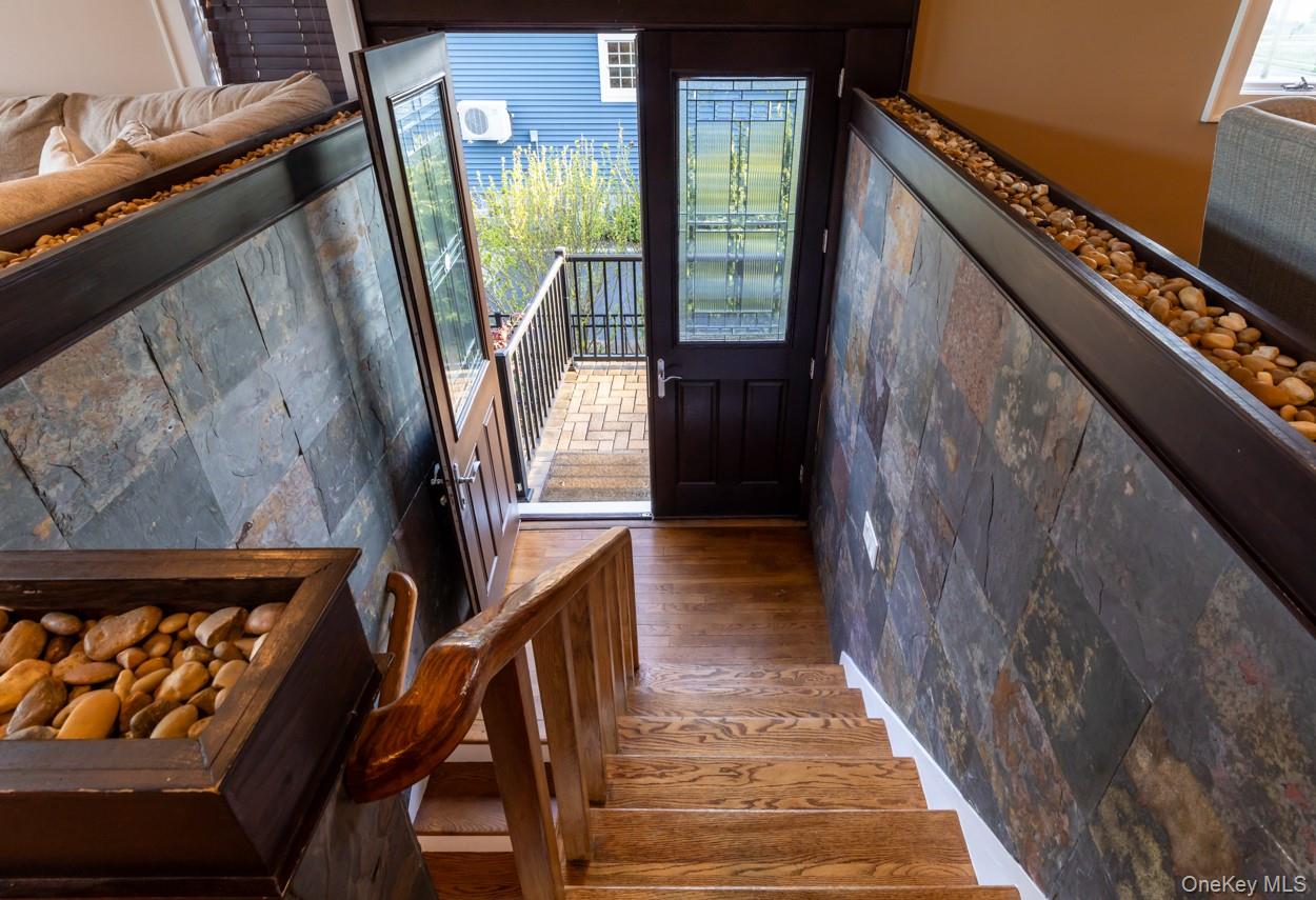 #14 photo, 135 Ocean Avenue, Massapequa , NY 11758