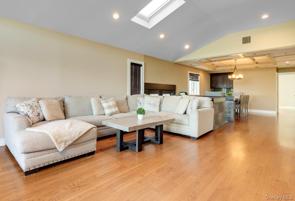 #5 photo, 135 Ocean Avenue, Massapequa , NY 11758