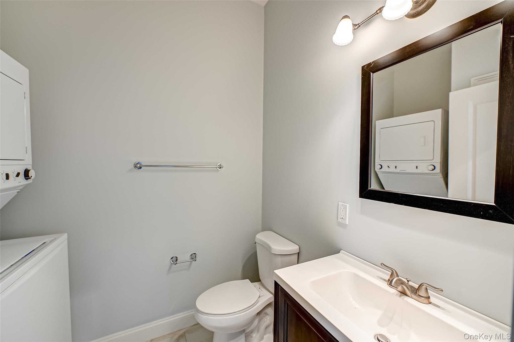 #11 photo, 50 - 2F Stewart Avenue, サフォーク郡 Huntington , NY 11743