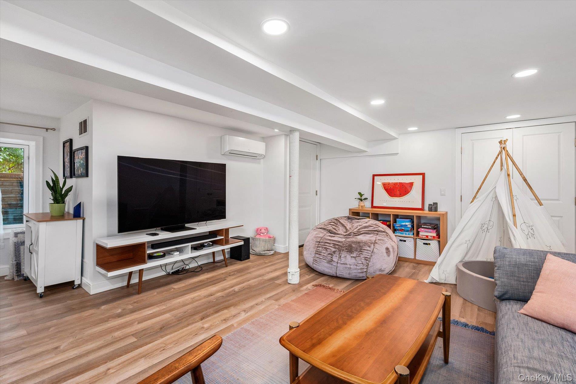 #17 photo, 31 Louisa Court, サフォーク郡 Northport , NY 11768