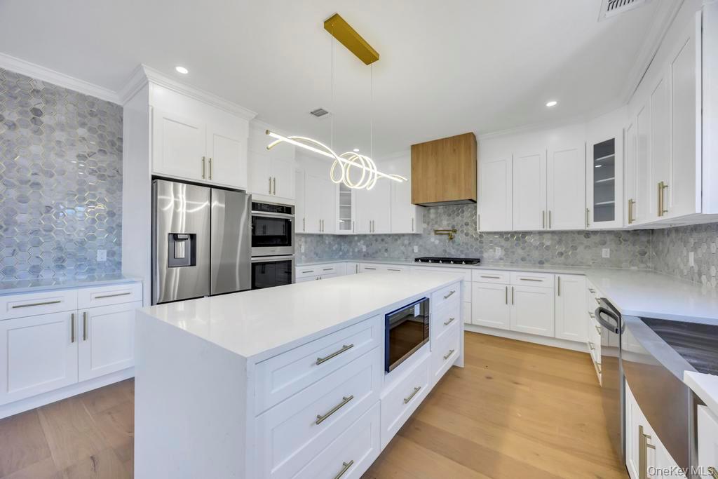 #10 photo, 14 Bark Lane, ナッソー郡 Levittown , NY 11756