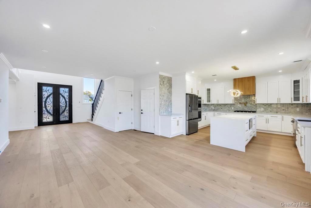 #8 photo, 14 Bark Lane, ナッソー郡 Levittown , NY 11756