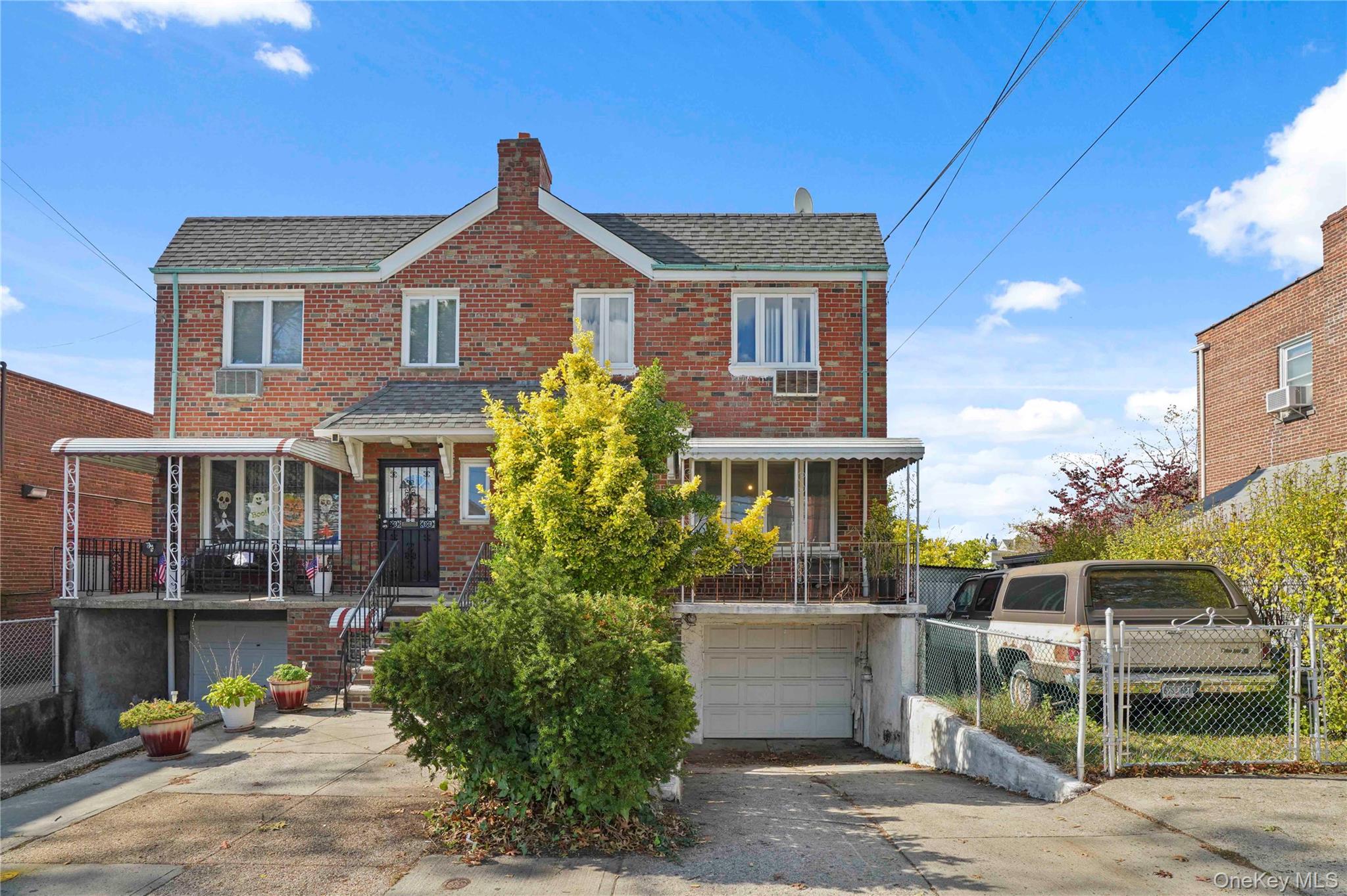 #1 photo, 5444 69th Street, クイーンズ区 Maspeth , NY 11378