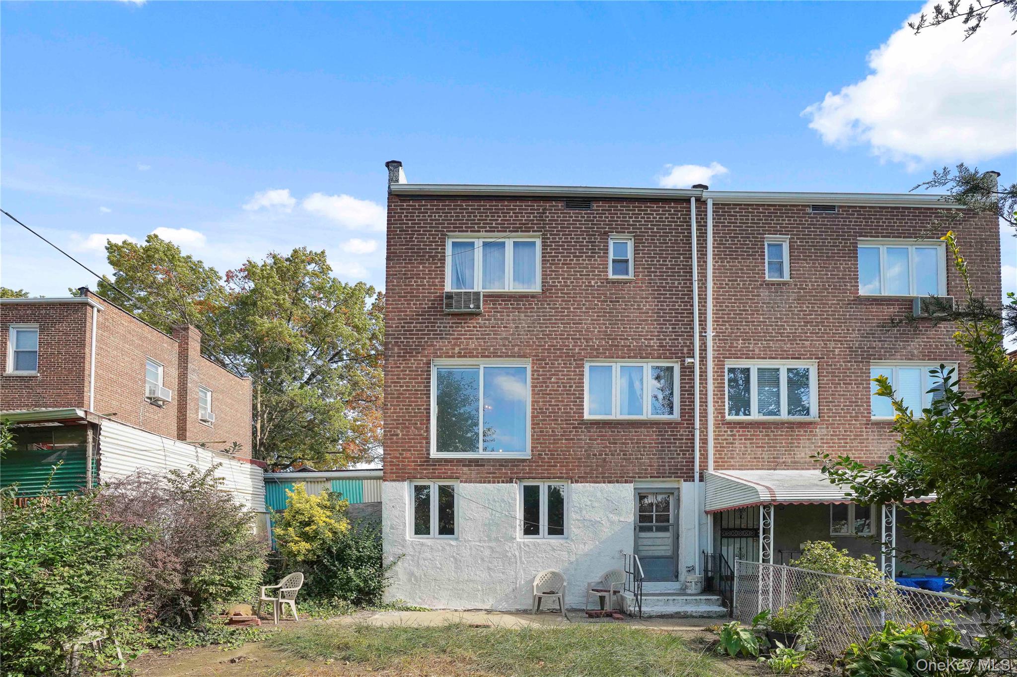 #5 photo, 5444 69th Street, クイーンズ区 Maspeth , NY 11378