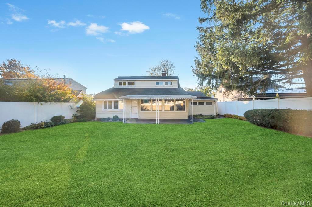 #10 photo, 51 Fireplace Lane, ナッソー郡 Hicksville , NY 11801