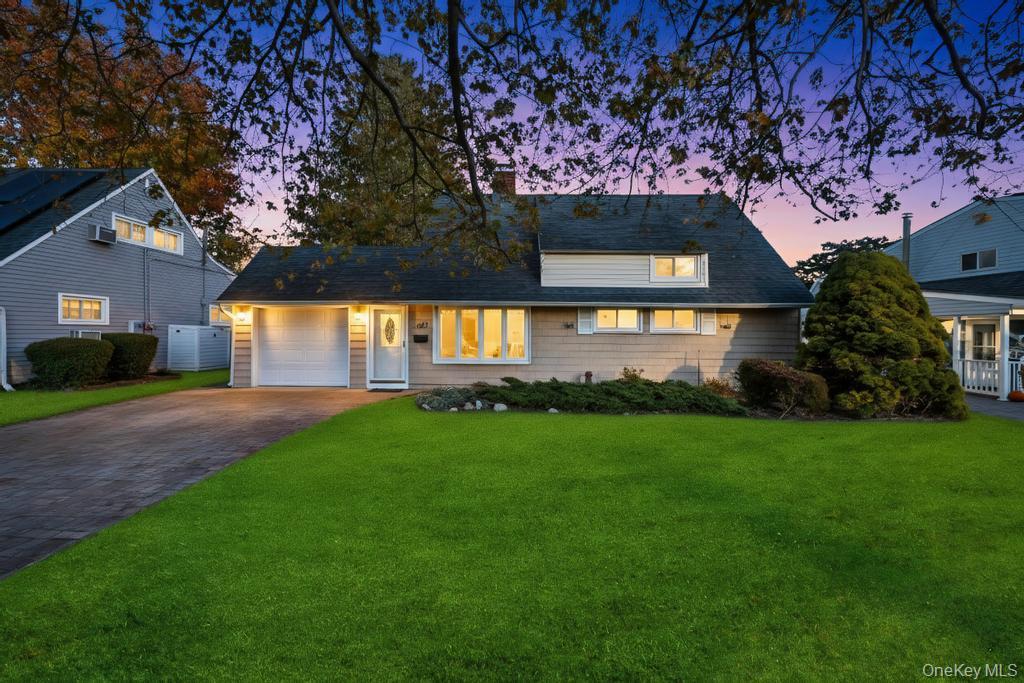 #2 photo, 51 Fireplace Lane, ナッソー郡 Hicksville , NY 11801