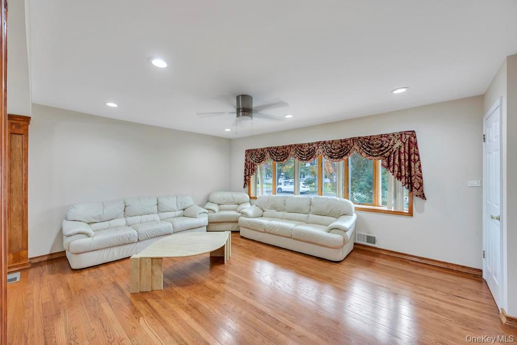 #10 photo, 30 Andover Lane, ナッソー郡 Hicksville , NY 11801